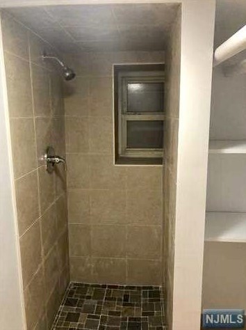 361 Jersey Ave, Fairview NJ 07022-1204 exterior