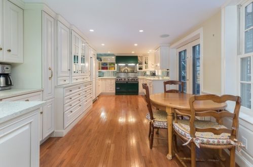 53 Chestnut St, Boston MA exterior