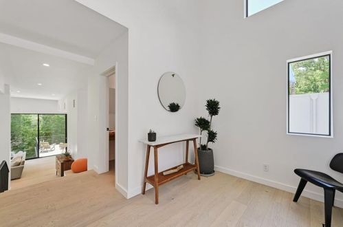 1003 3rd St, Austin TX  78702-4222 exterior