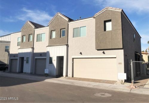 8153 22nd Dr, Phoenix AZ  85021-7712 exterior