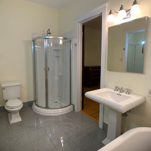 415 Surf St, Chicago IL 60657-6106 exterior