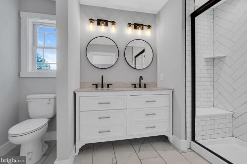 393 Hoover Ave, Berkeley Township NJ 08721-2866 exterior