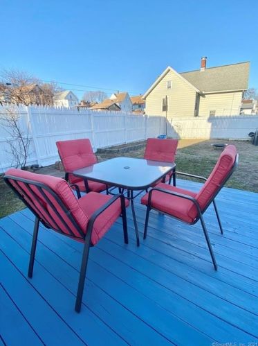 99 Hawthorne Ave, Derby CT 06418-1123 exterior