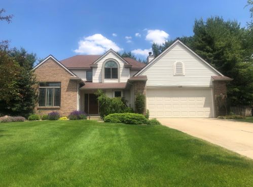 6101 Rothbury St, Kalamazoo, MI 49024-2390