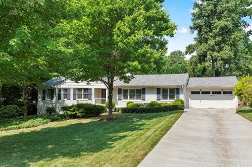 5926 Greenbrier Rd, Atlanta, GA 30328-5218