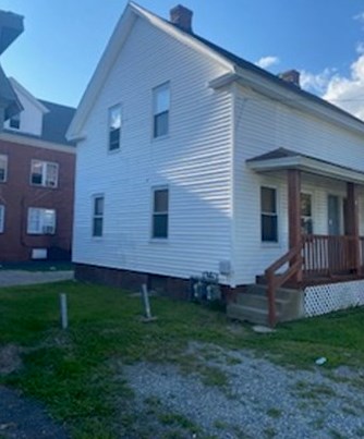 22 Cedar St, Springfield, MA