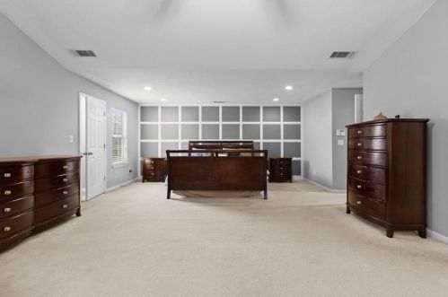 5961 Duren Mdw Dr, Lithonia GA 30058-3592 exterior