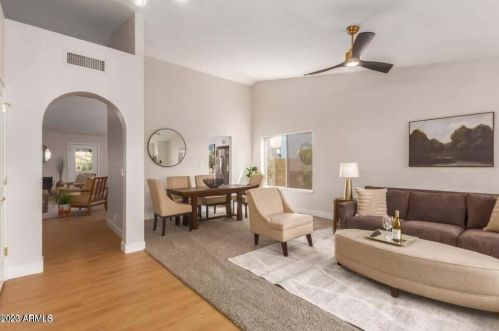 18825 34th St, Phoenix AZ  85050-2630 exterior