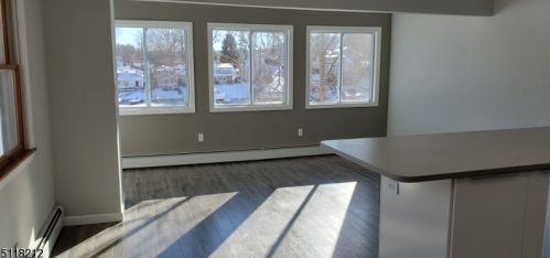 161 Hudson Ave, Hopatcong NJ  07843-1708 exterior