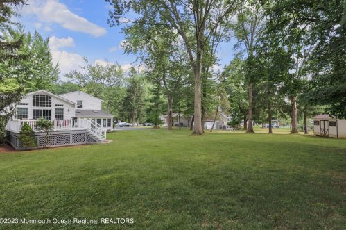 56 Normandy Ct, Middletown NJ 07748-3221 exterior