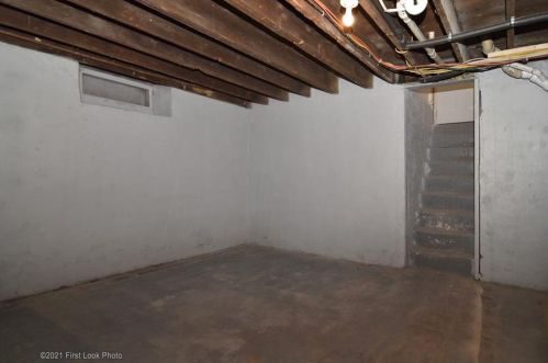 261 Admiral St, Providence RI 02908-1331 exterior