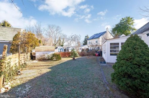 26 Sta Ave, Somerdale NJ 08083-1314 exterior