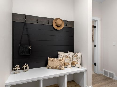 2511 Stoney Brook Ct, Manitowoc WI 54220-8640 exterior