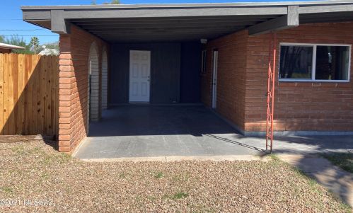 4425 Lester St, Tucson, AZ 85712-3417