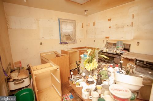 1125 18 St, Philadelphia PA 19146-2901 exterior