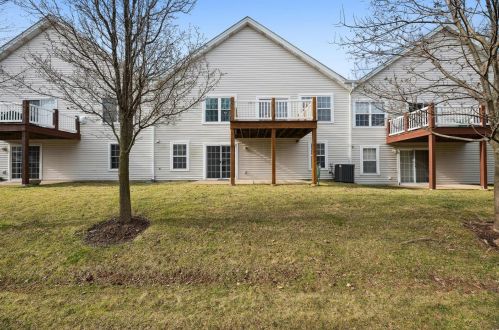 113 Worthington Cir, Saint Louis MO  63128-2791 exterior