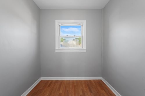 5638 Tripp Ave, Chicago IL 60629-4844 exterior