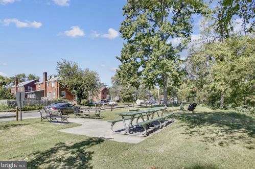 311 Kentucky Ave, Alexandria VA 22305 exterior