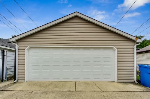 6229 Kildare Ave, Chicago IL 60652-3615 exterior