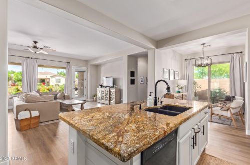 780 Indian Wl Pl, Chandler AZ 85249-4171 exterior