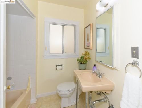 916 Cerrito, Berkeley CA 94706-1522 exterior