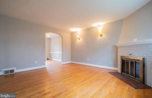 707 Avon Pl, Alexandria VA  22314-1205 exterior