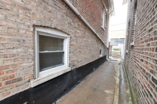 3221 Grn St, Chicago IL 60643-4604 exterior