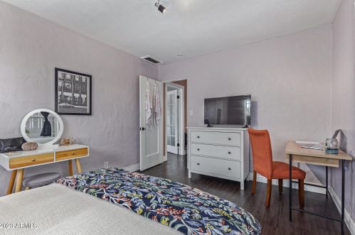 2216 23rd St, Phoenix AZ  85006-2030 exterior