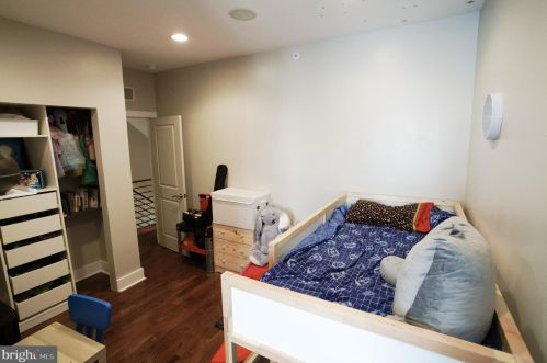 2405 Hagert St, Philadelphia PA 19132-4245 exterior