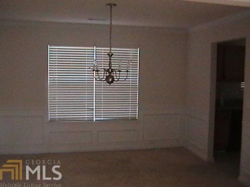 7130 Cavender Dr, Atlanta GA  30331-9422 exterior