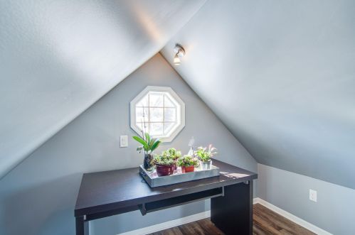 5446 Stack Dr, Milwaukee WI 53219-3137 exterior