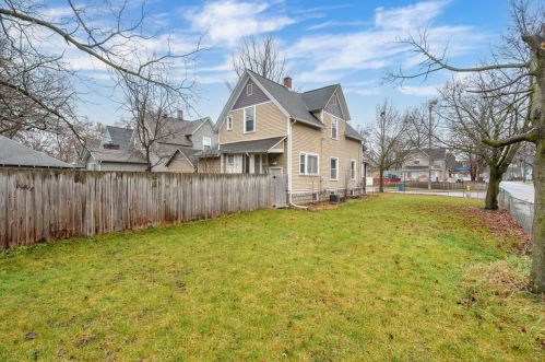 1203 Stockbridge Ave, Kalamazoo MI  49001-3901 exterior