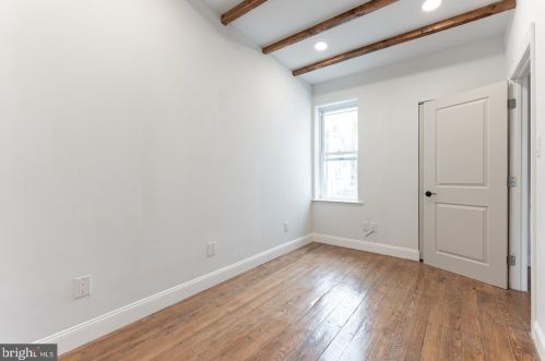 1906 Lawrence St, Philadelphia PA 19140-2406 exterior