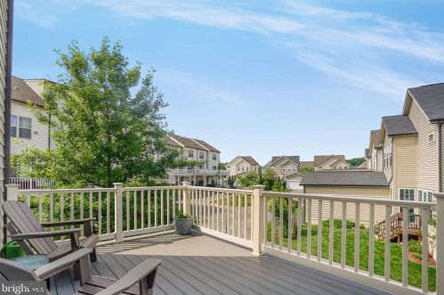 1307 Autumn Brook Ave, Silver Spring MD  20906-6752 exterior