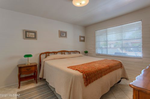 373 Paseo Pena, Green Valley AZ 85614-7044 exterior