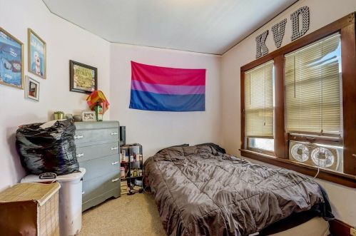 2943 Newhall St, Milwaukee WI 53211-3224 exterior