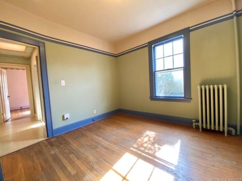 15 Albert St, Torrington CT 06790-6401 exterior