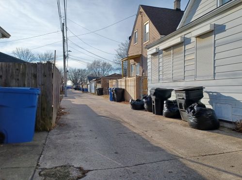 7303 Oakley Ave, Chicago IL 60636-3114 exterior