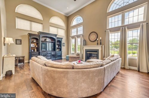 110 Pichelman Rd, Limerick PA 19468-2735 exterior