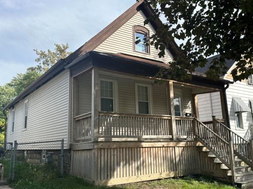 2228 Buffum St, Milwaukee WI  53212-3328 exterior