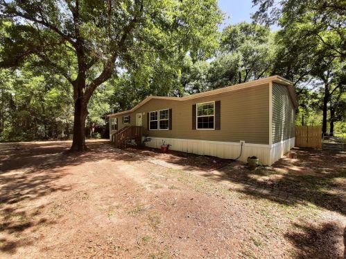 4030 Huckleberry Finn Rd, Milton, FL 32583-1634