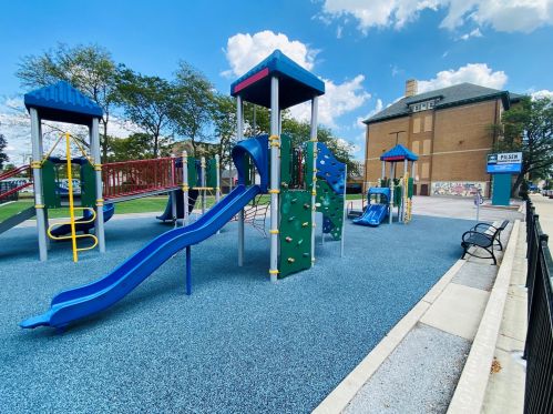 1512 17th St, Chicago IL 60608-2037 exterior