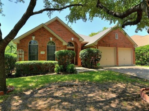 1725 Dapplegrey Ln, Austin TX  78727-4545 exterior