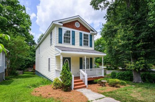 2575 Forrest Ave, Atlanta GA  30318-1158 exterior