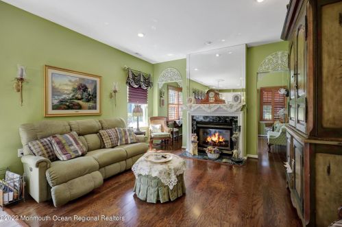 2 Arcadia Dr, Lakehurst NJ 08759-6160 exterior