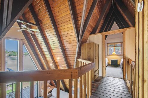 62625 Diamond View Dr, Cassopolis MI  49031-9316 exterior