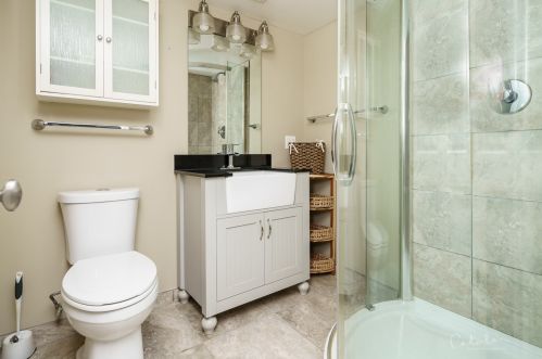 5319 Newland Ave, Chicago IL 60707-3334 exterior