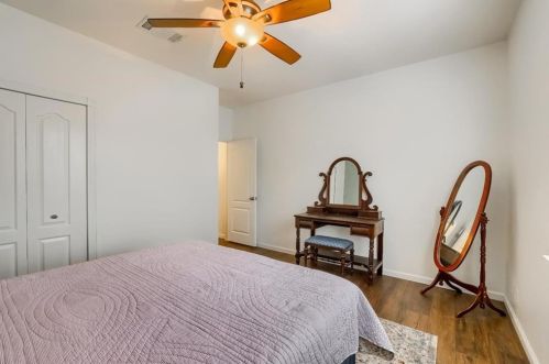 8514 Frst Hts Ln, Austin TX 78749-3500 exterior