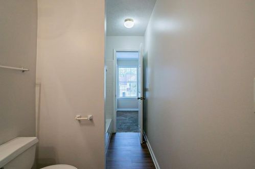 3990 Oak Glenn Dr, Duluth GA 30096-4577 exterior