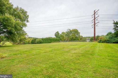 1109 Peachtree Rd, Fallston MD 21047-1803 exterior